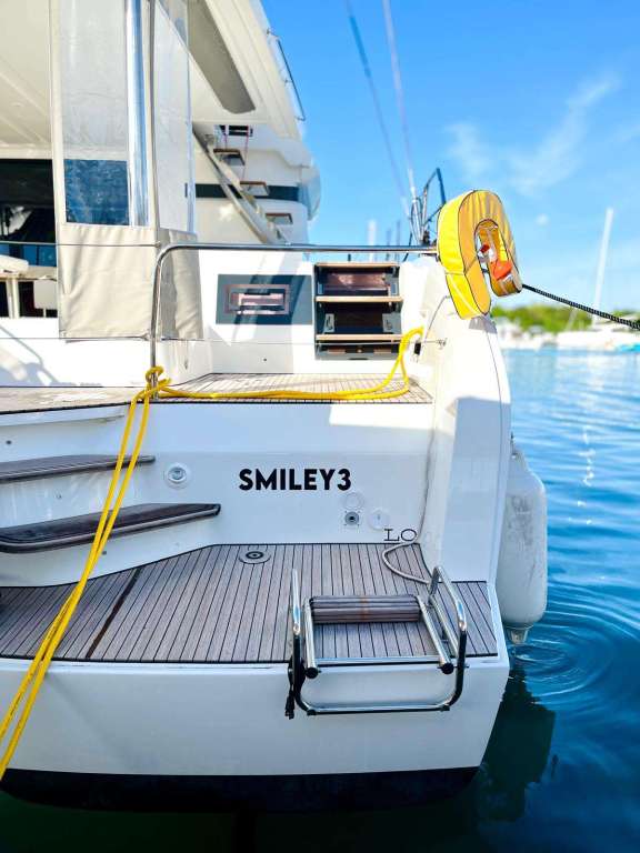 Image of Smiley yacht #9