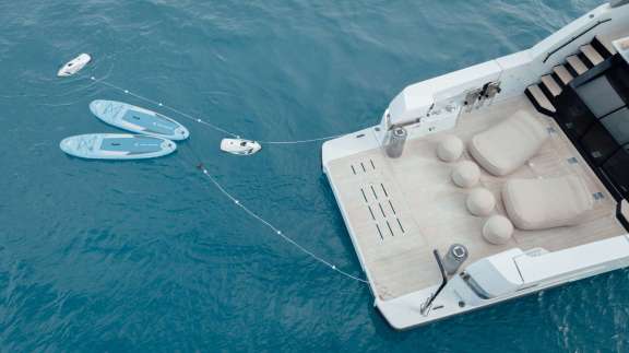 Swim platform with SUP