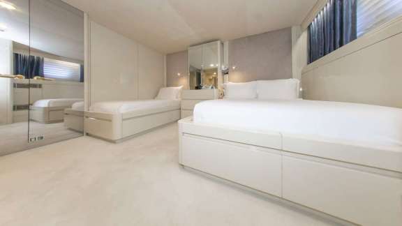 Image of YCM FIFTY yacht #9