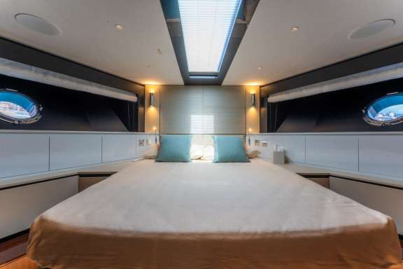 Image of L’AS BLEU yacht #8