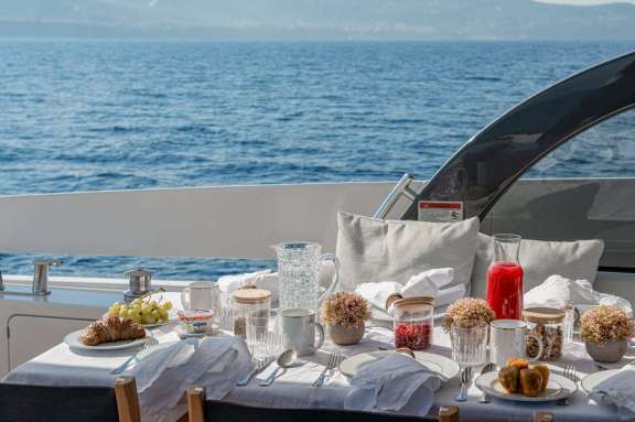 Image of ALE II yacht #16