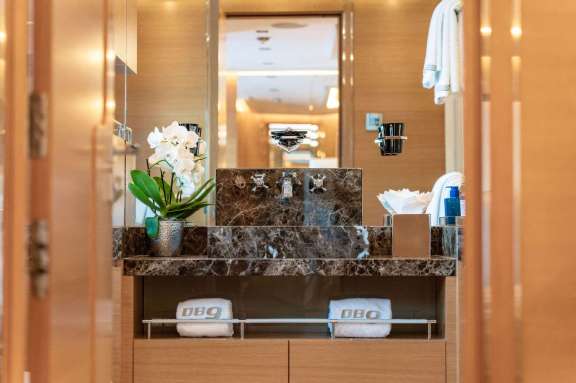 Image of DB9 yacht #9