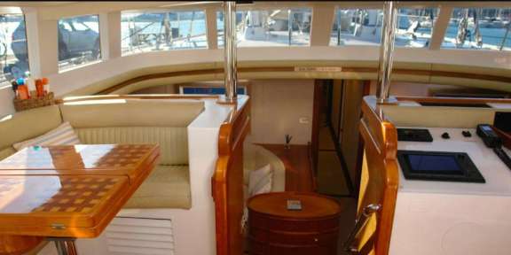 Image of YQUEM yacht #15