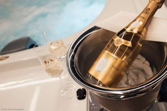 REVA NUI - High level services