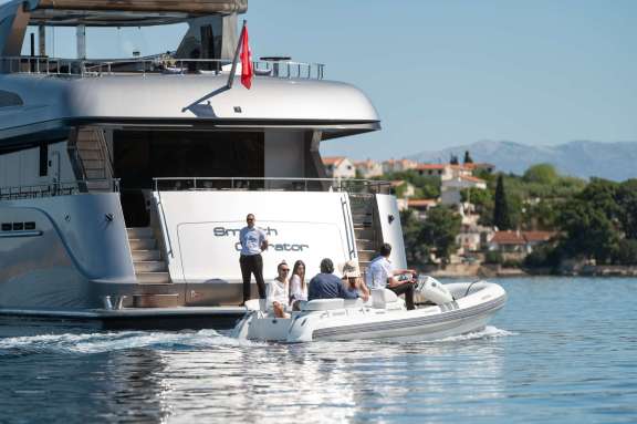 Image of Smooth Operator yacht #11