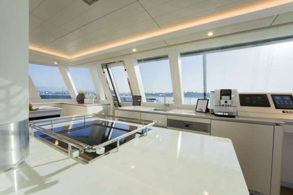 Image of HALCYON yacht #10