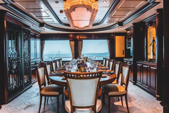 Image of MUSTIQUE yacht #3