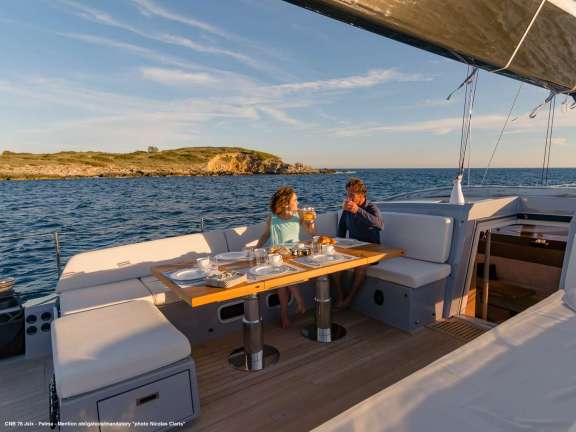 Image of J SIX yacht #4