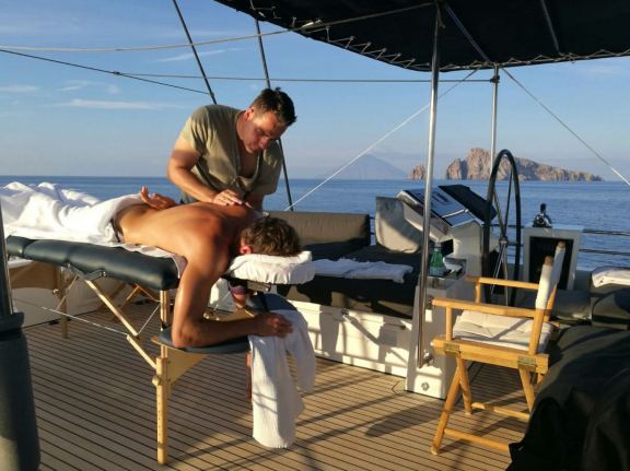 Image of KASKAZI FOUR yacht #10