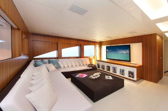 Sky Lounge on upper deck 2