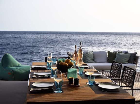 Image of FEEL THE BLUE yacht #16