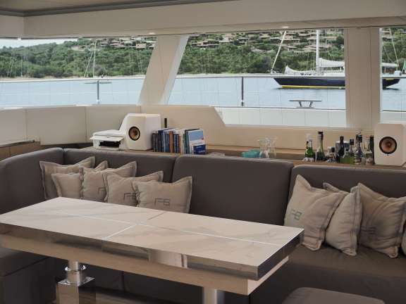 Image of FEEL THE BLUE yacht #2