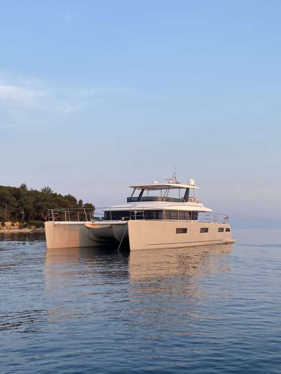 Image of LONG MONDAY yacht #11