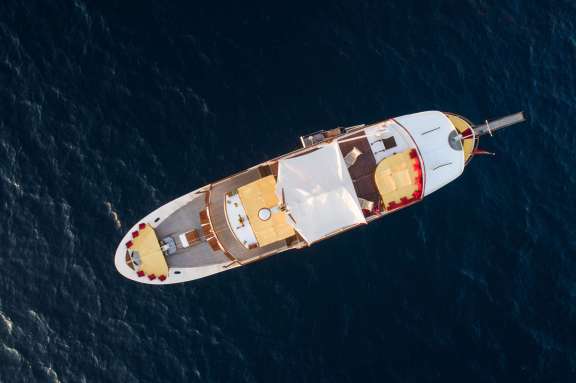 Image of Entrancer yacht #11