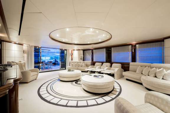 Image of MAGENTA M yacht #2