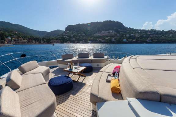 Image of Esmeralda of the Seas yacht #5