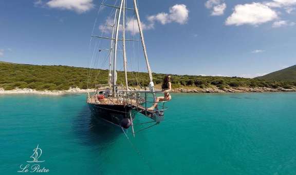 Image of LE PIETRE yacht #18