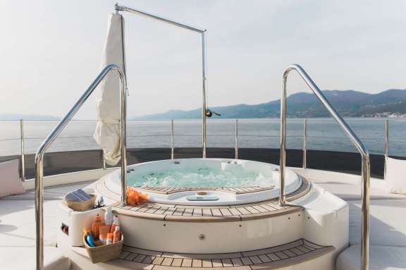 Image of Lady Trudy yacht #5