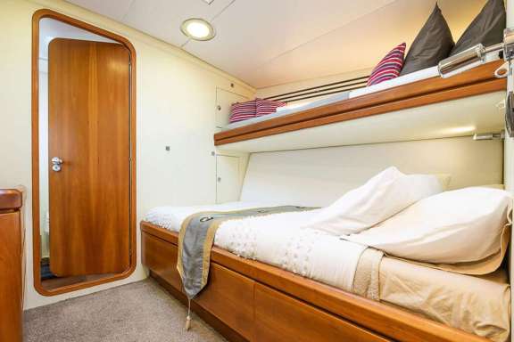 Image of Ocean Phoenix yacht #8