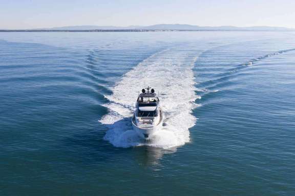 Image of EM3 yacht #16