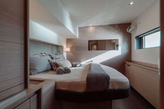 aft starboard queen stateroom