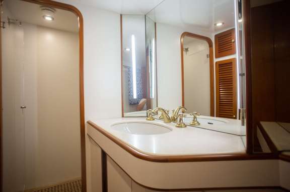 Image of SPIRIT OF MK yacht #17