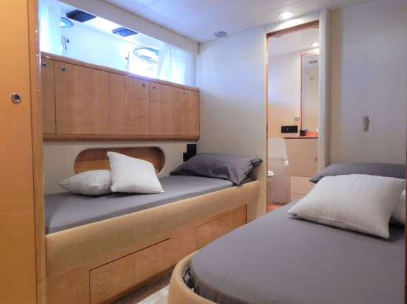 Image of Golden Eagle yacht #8