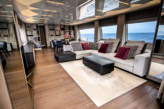 Image of E3 yacht #3