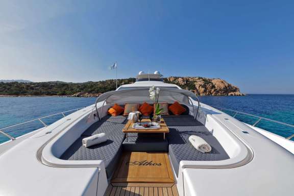 Bow view with sunbeds