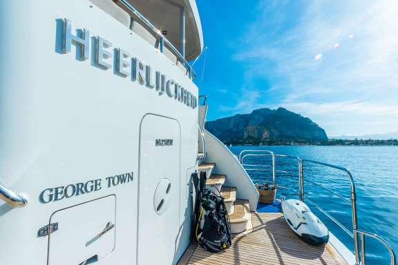 Image of HEERLIJCKHEID yacht #12