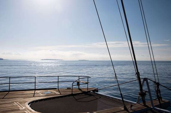 Image of Seazen II yacht #11