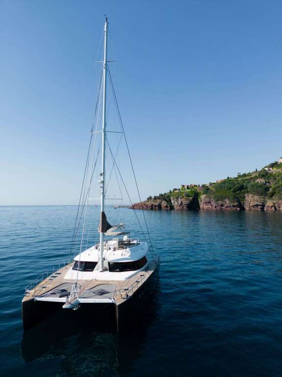 Image of Seazen II yacht #19