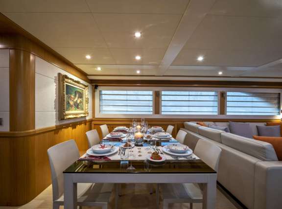 Image of MALVASIA II yacht #11