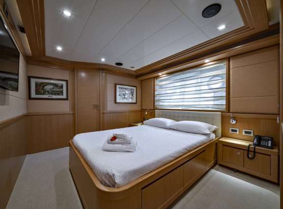 Image of MALVASIA II yacht #14