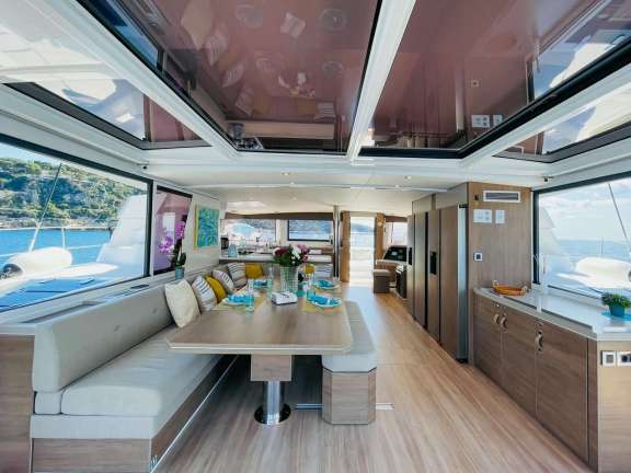 Image of Signature Vision yacht #15