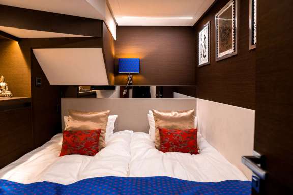 Guest Cabin (single bed or Double)