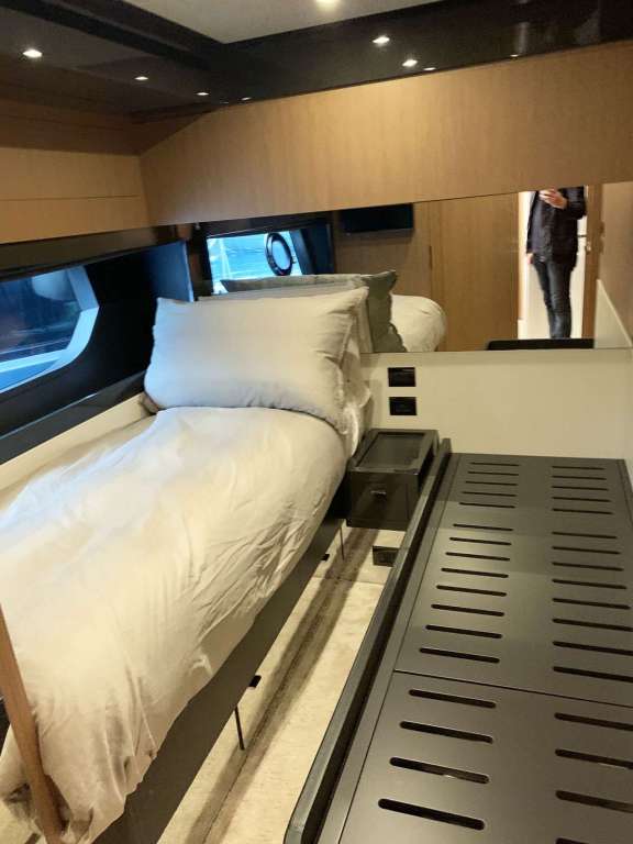 Image of Chiluce yacht #9