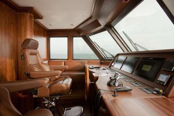 Image of Firefly yacht #15