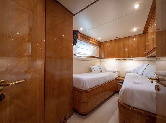 Image of GOLDEN EAGLE yacht #11