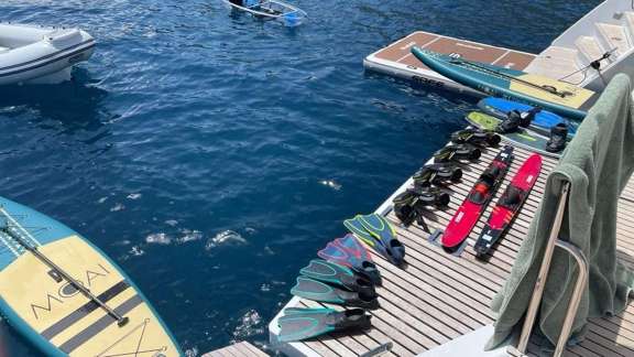 Image of LOOMA yacht #19