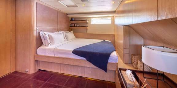 Image of YCH2 yacht #7