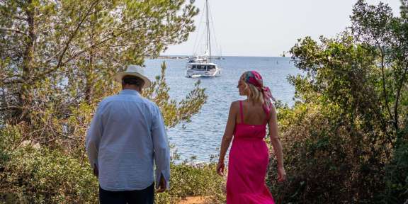 Image of SEAZEN II yacht #19