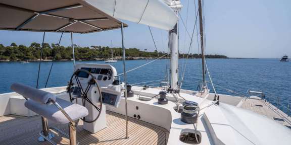 Image of SEAZEN II yacht #4