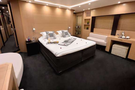 Image of YCM 120 yacht #6