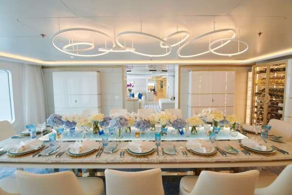 Coral Ocean - Dining