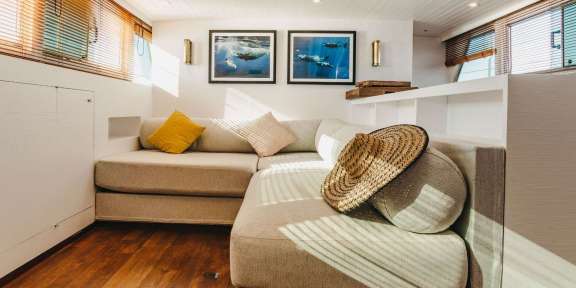 Image of CIUTADELLA yacht #6