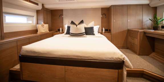 Image of CHAMPAGNE HIPPY yacht #6