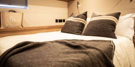 Image of CHAMPAGNE HIPPY yacht #8