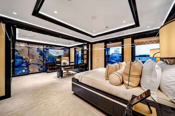 Image of OKTO yacht #7