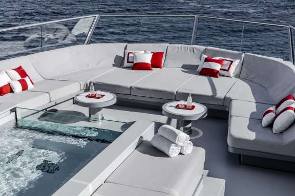 Image of BOLD yacht #5